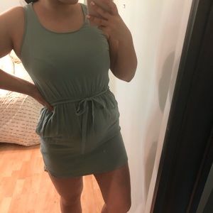 2 FOR $15 CUTE GREEN DRESS WITH POCKETS ✨